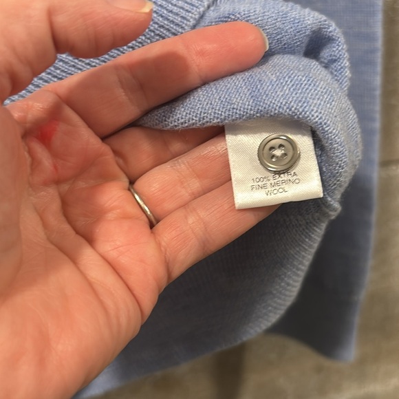Turnbury 100% Extra Fine Merino wool light blue 1/4 button sweater size Medium - Picture 3 of 8